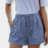 Pantalone s podesivim strukom