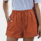 Pantalone s podesivim strukom